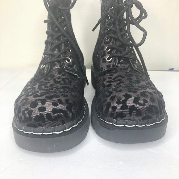 TUK Anarchic Boot Velvet Leopard Combat Moto Platform Lace Up Black US 6 - Picture 2 of 11